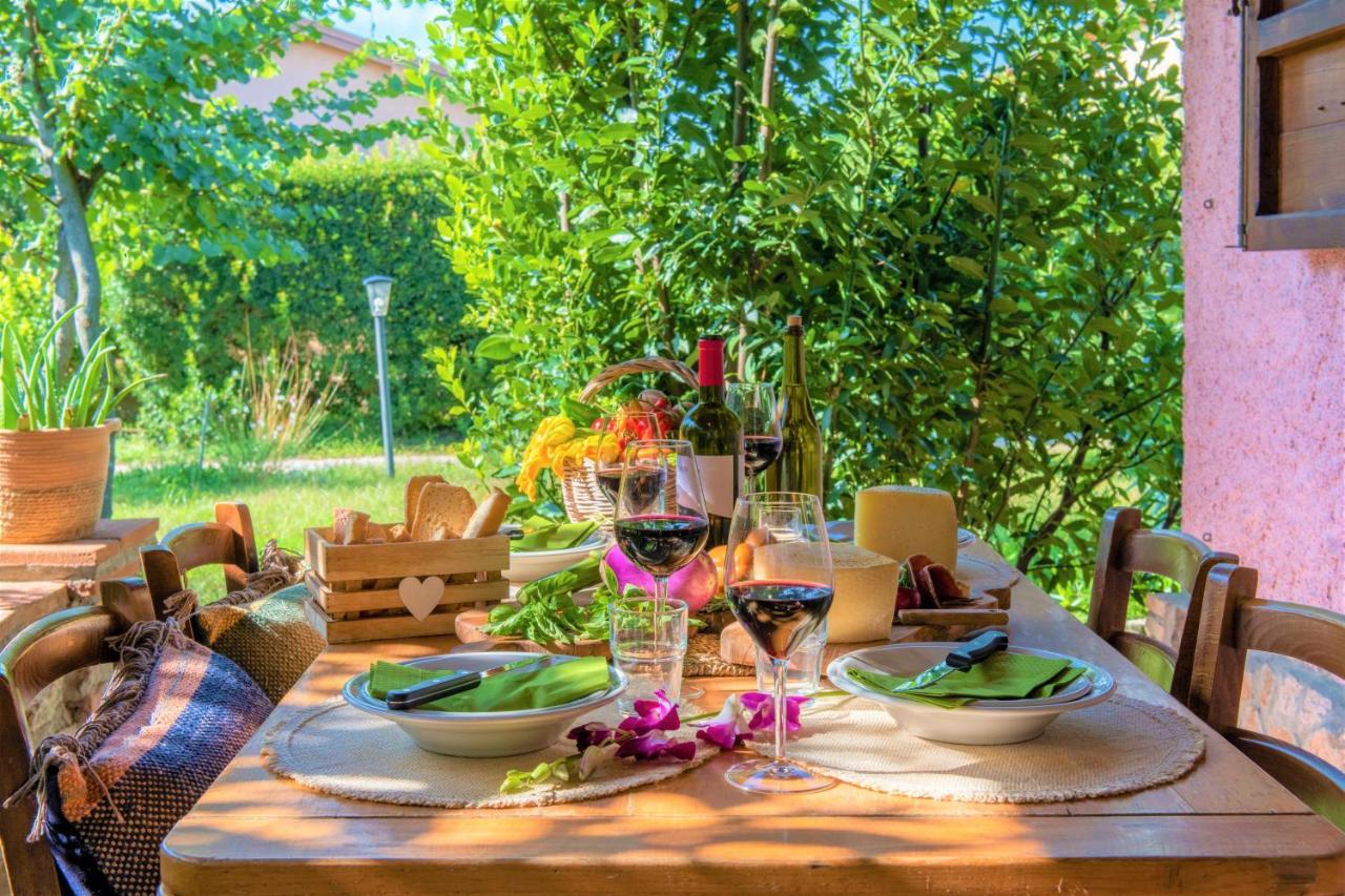 Hostly - Country House Donoratico - Only For Families Ngoại thất bức ảnh